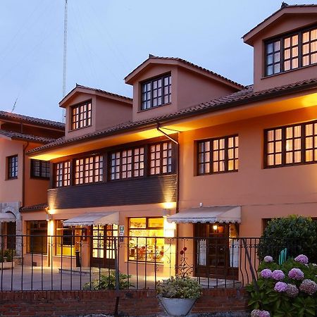 Hotel Marques De La Moral Naveces Exterior photo