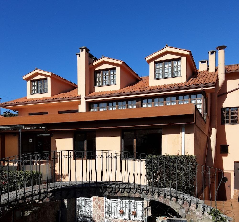 Hotel Marques De La Moral Naveces Exterior photo