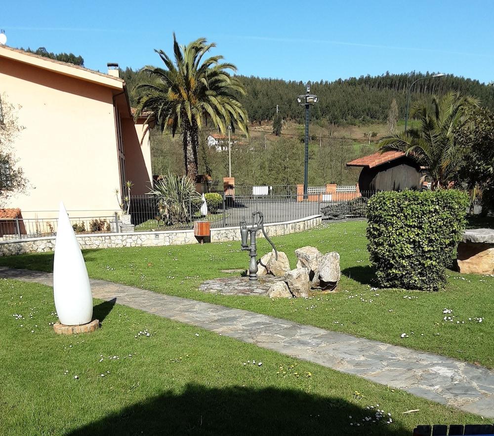 Hotel Marques De La Moral Naveces Exterior photo