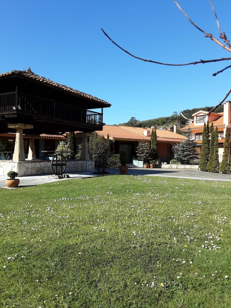 Hotel Marques De La Moral Naveces Exterior photo