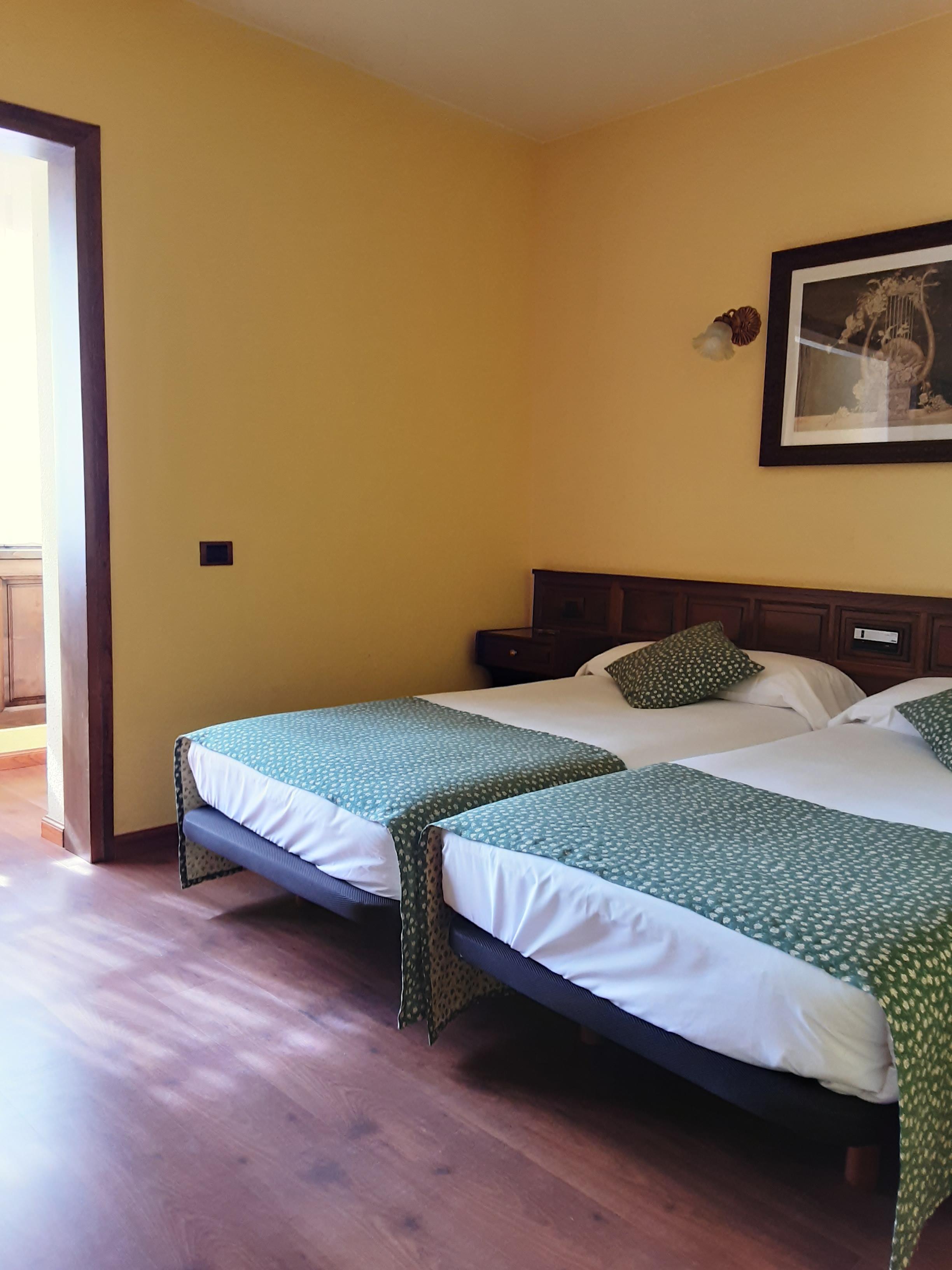 Hotel Marques De La Moral Naveces Exterior photo