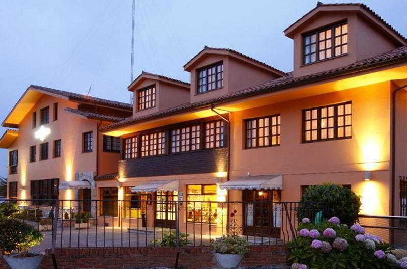 Hotel Marques De La Moral Naveces Exterior photo