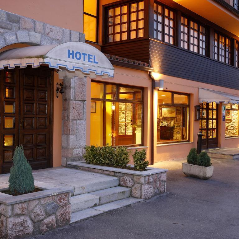 Hotel Marques De La Moral Naveces Exterior photo
